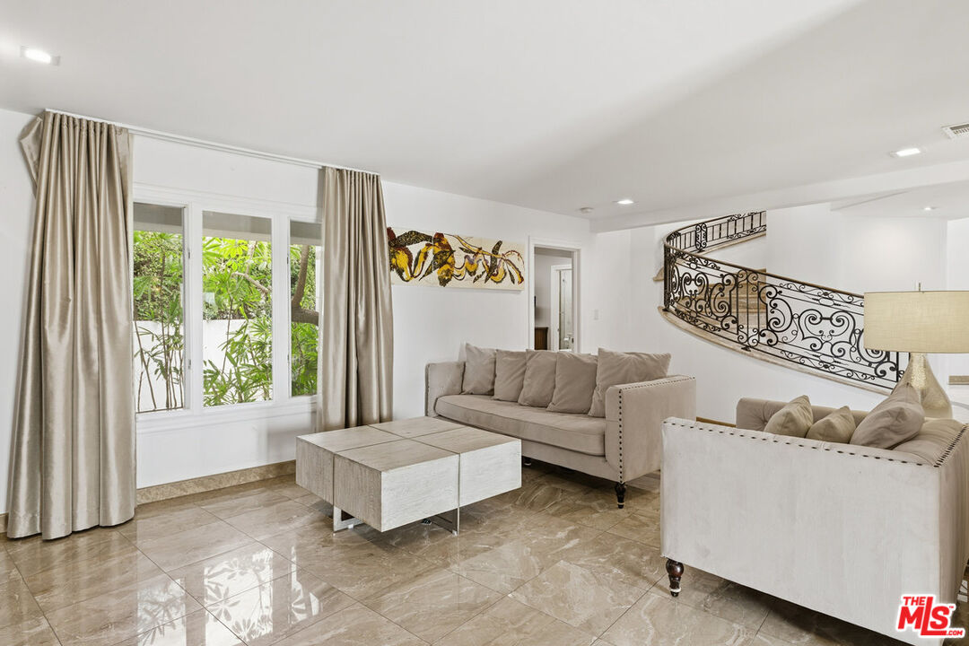 MLS #25609811 image #13