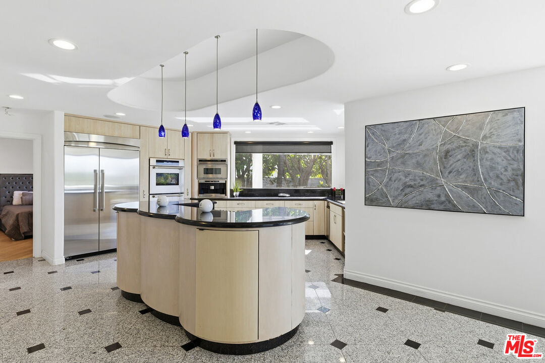 MLS #25609811 image #20