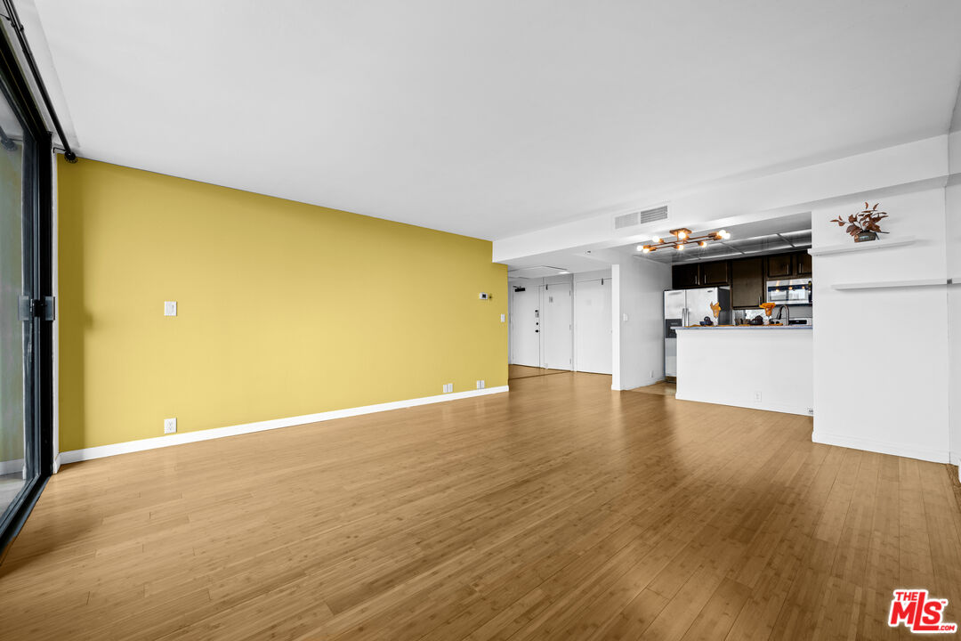 MLS #25609855 image #9