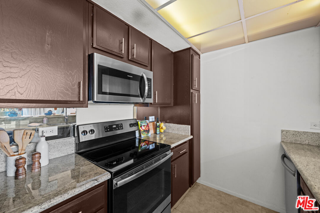 MLS #25609855 image #14