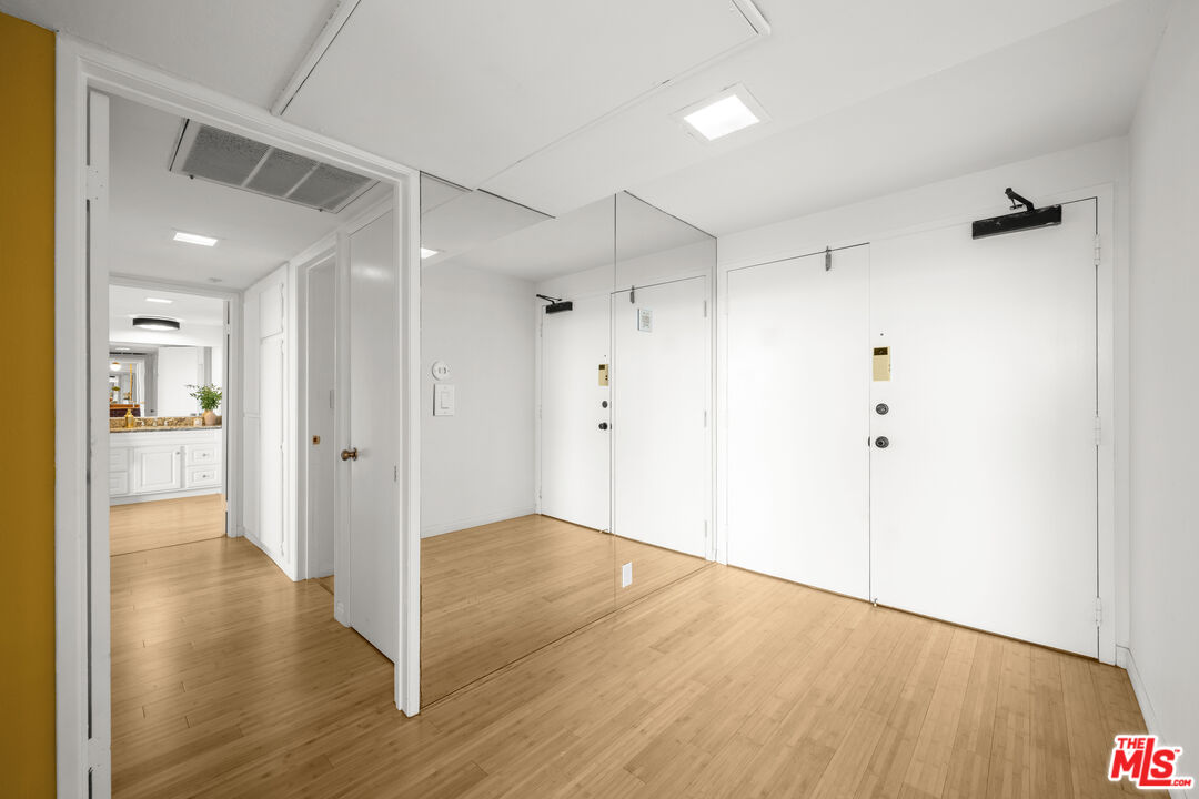 MLS #25609855 image #15