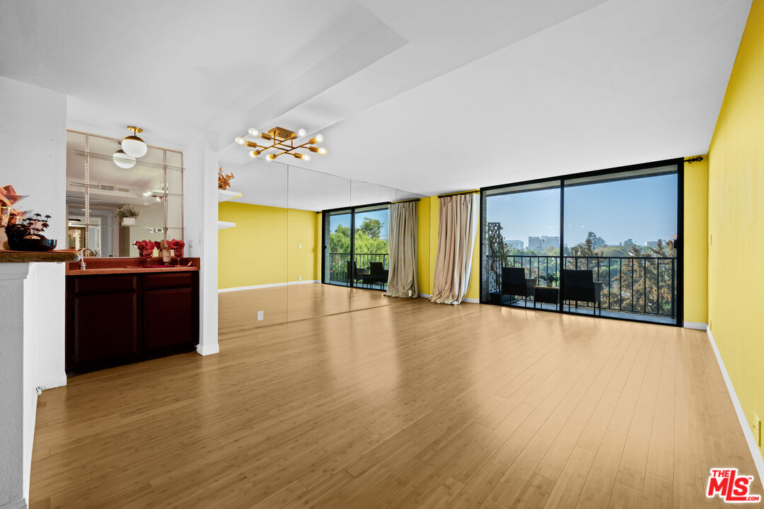 MLS #25609855 image #1