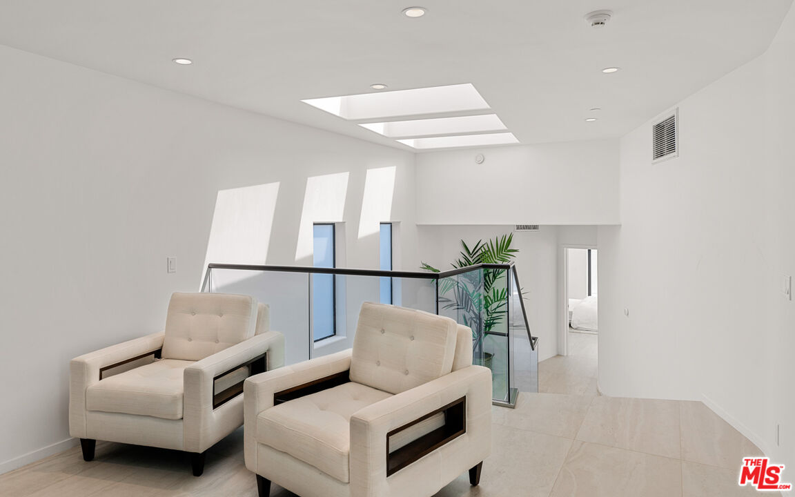 MLS #25609927 image #33