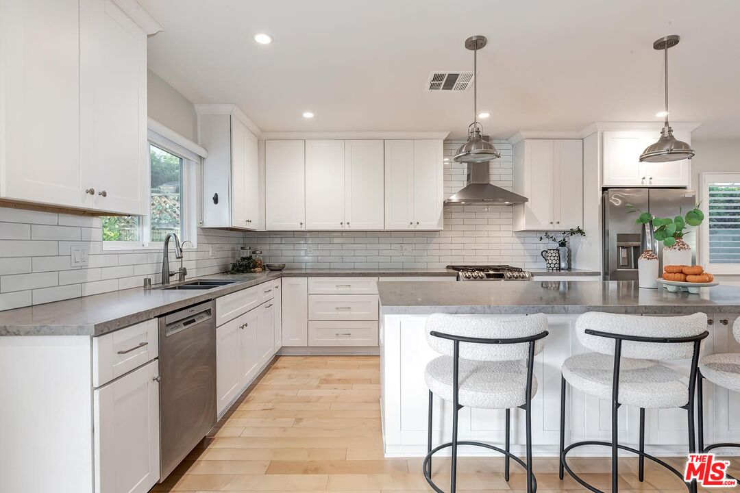 MLS #25609931 image #13