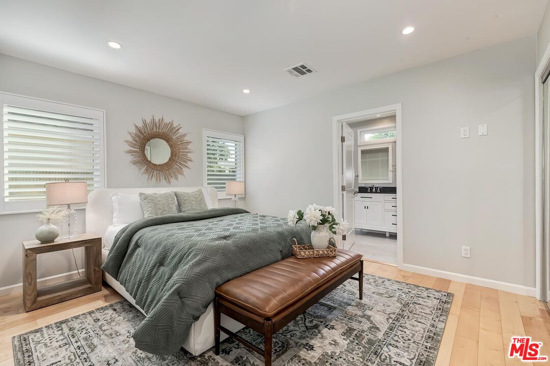 MLS #25609931 image #18