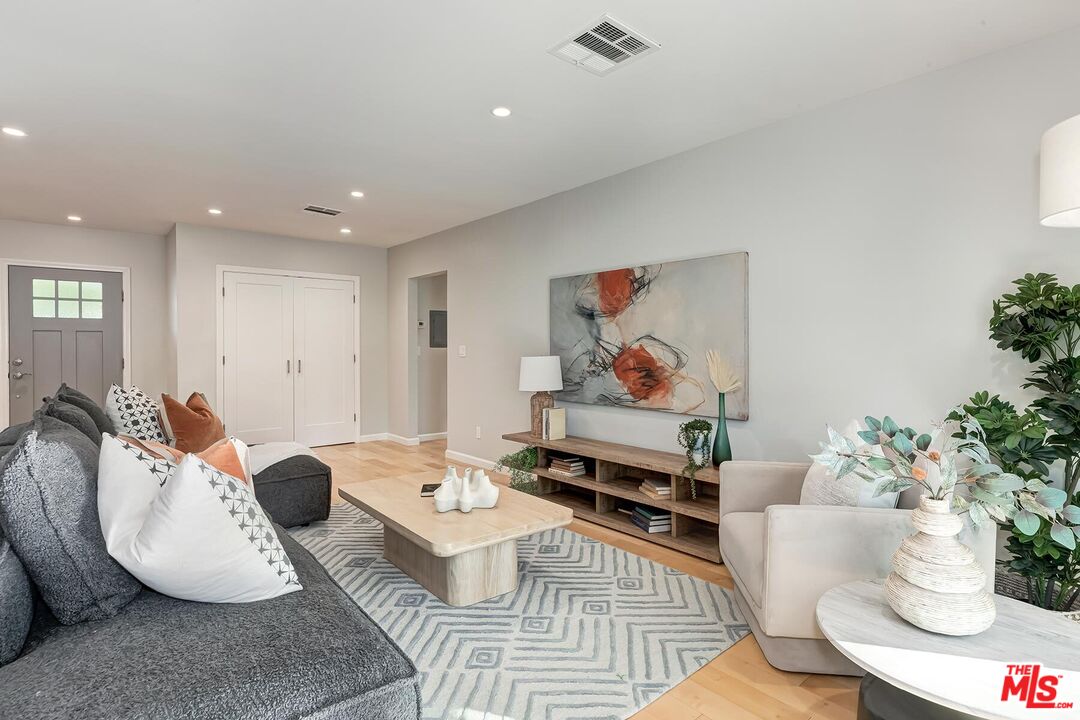 MLS #25609931 image #4