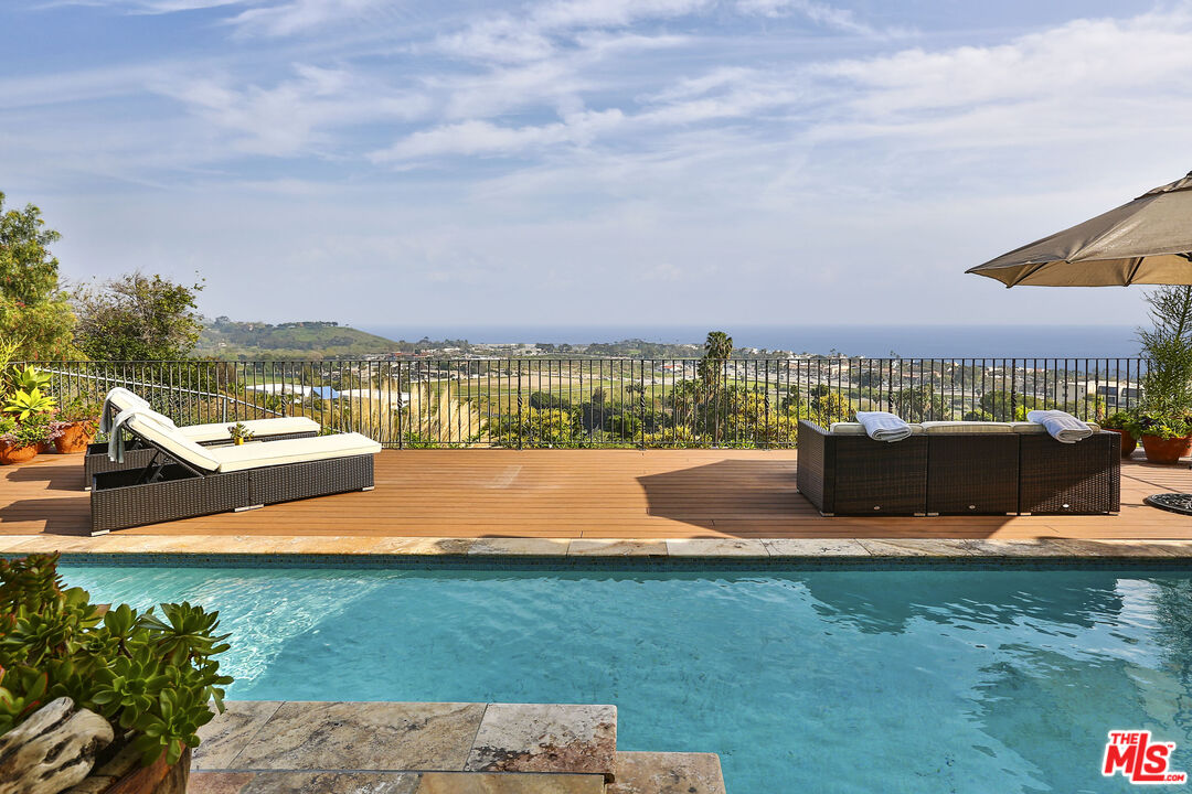 MLS #25610067 image #10