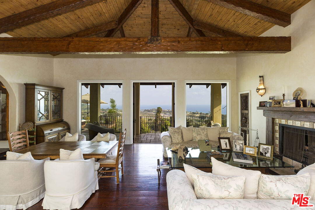 MLS #25610067 image #16