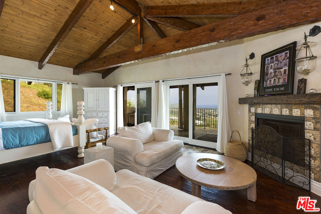 MLS #25610067 image #25