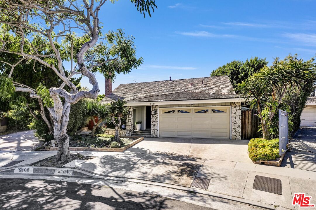 MLS #25610073 image #25