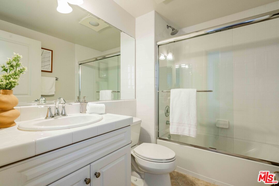 MLS #25610075 image #30