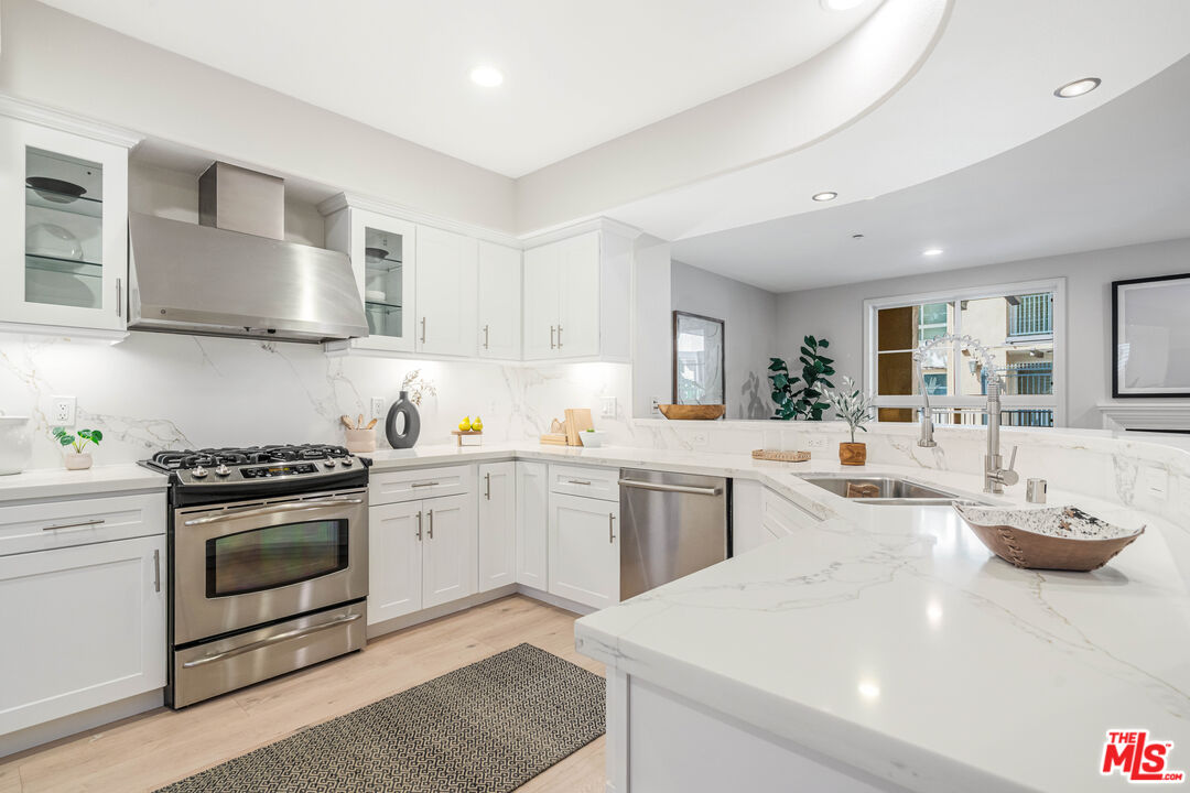 MLS #25610075 image #4