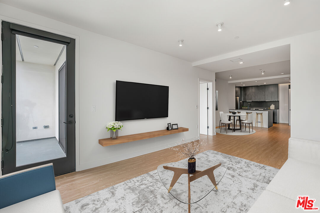 MLS #25610095 image #7