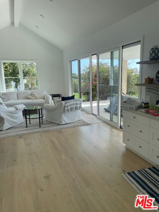 MLS #25610133 image #8