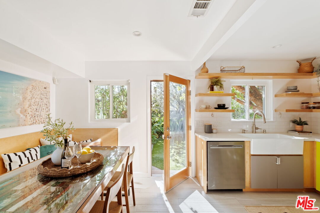 MLS #25610197 image #10