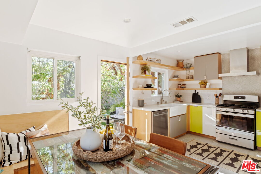 MLS #25610197 image #11