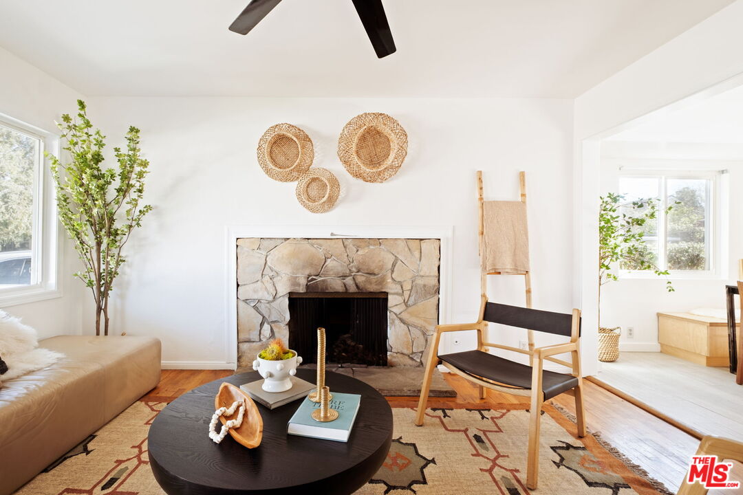 MLS #25610197 image #3