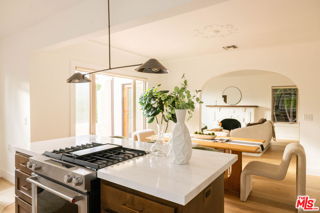 MLS #25610215 image #14