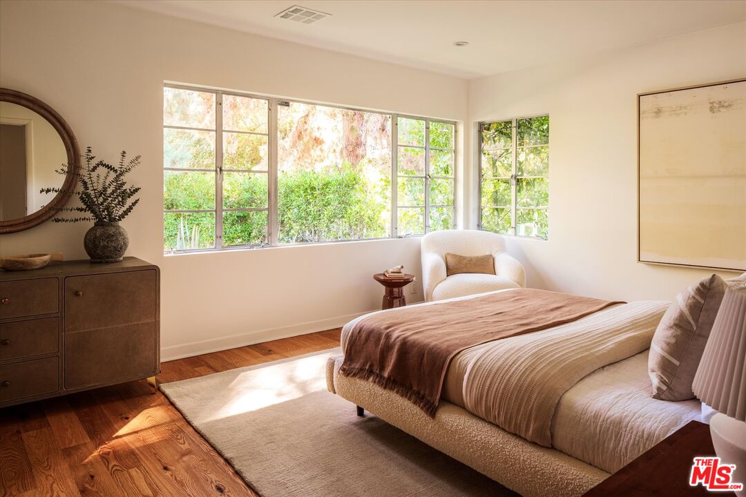 MLS #25610225 image #14