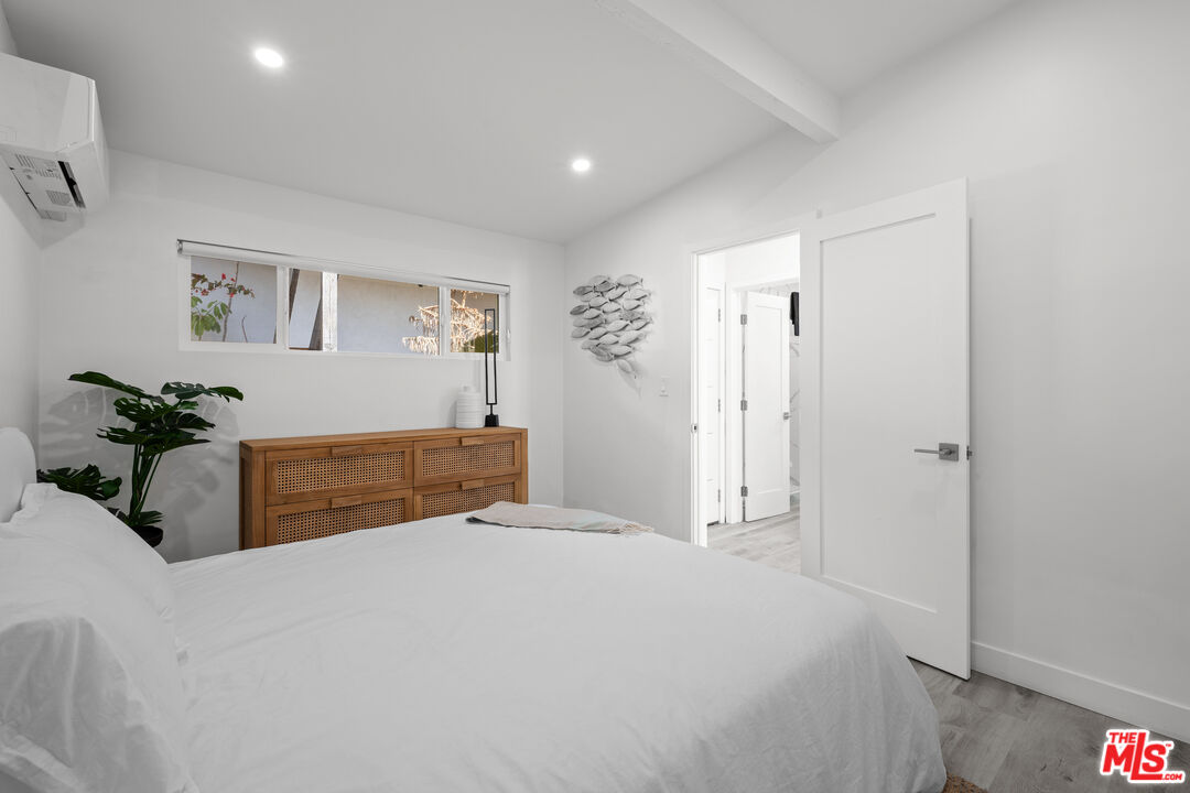 MLS #25610227 image #16