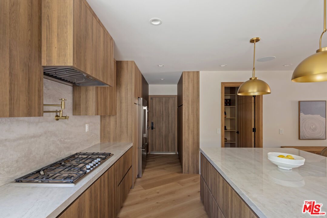 MLS #25610345 image #14