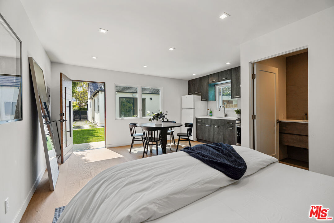 MLS #25610391 image #20