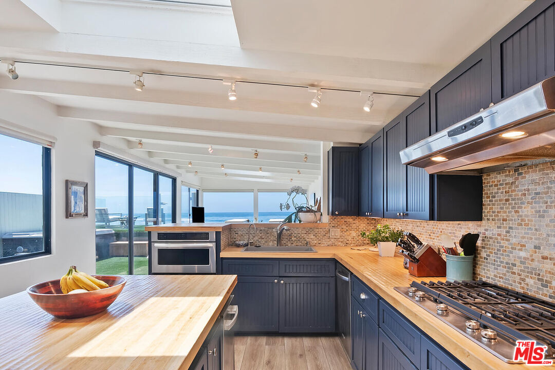 MLS #25610429 image #2