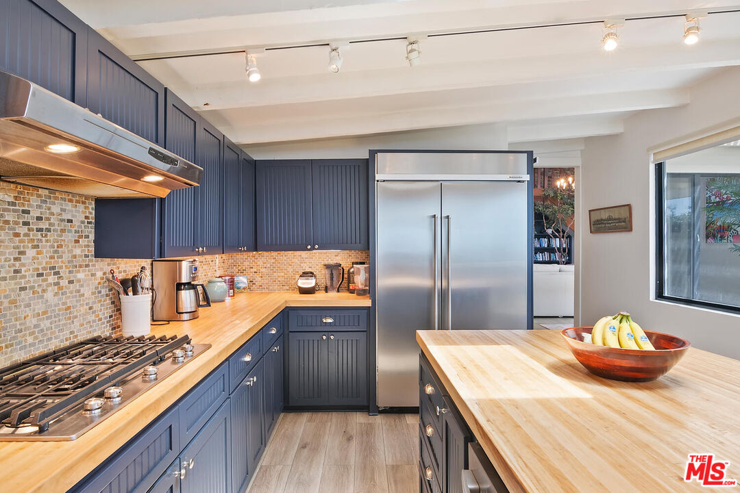 MLS #25610429 image #3