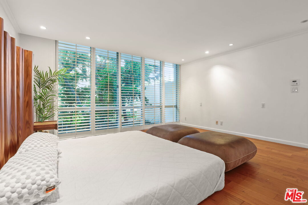 MLS #25610507 image #14