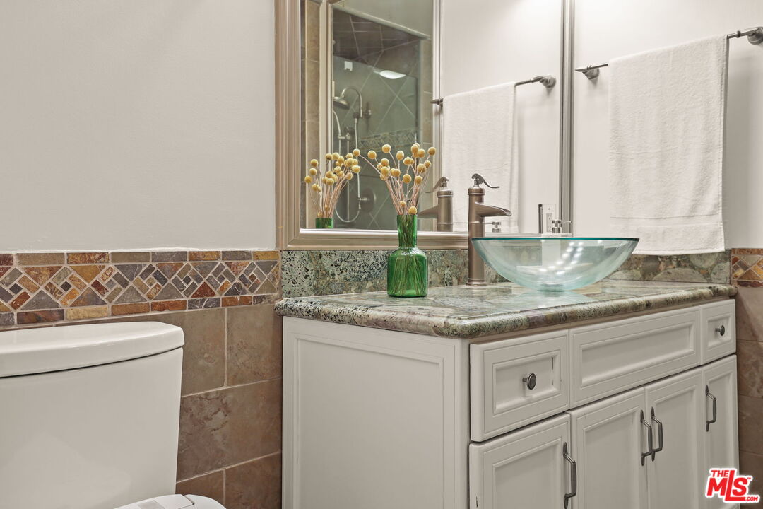 MLS #25610507 image #17