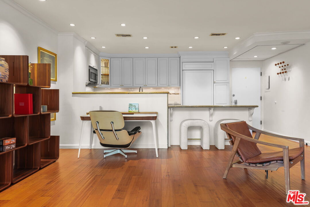 MLS #25610507 image #4