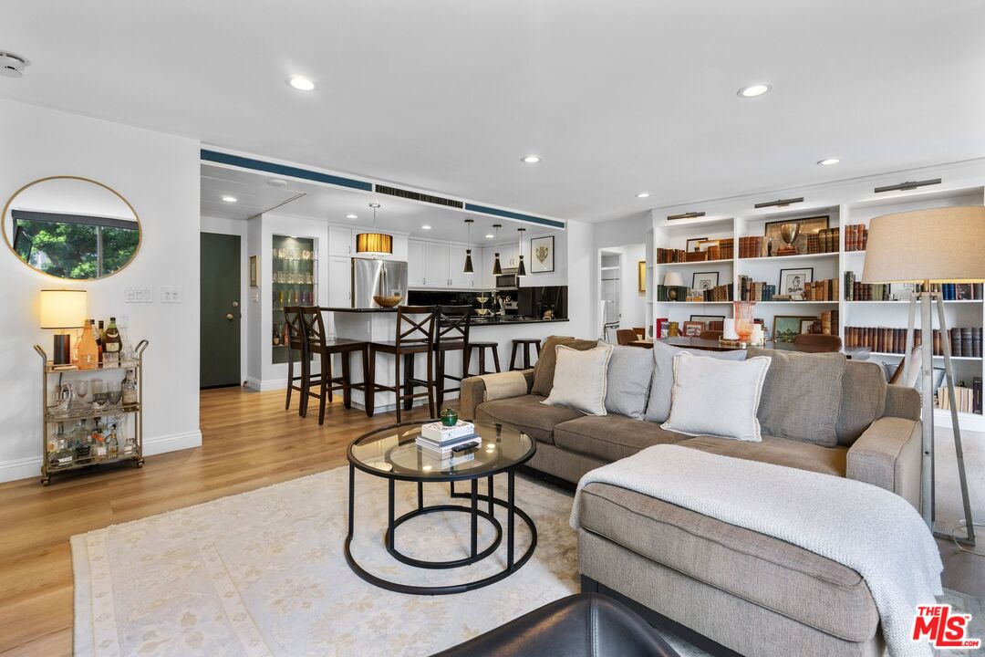 MLS #25610523 image #1