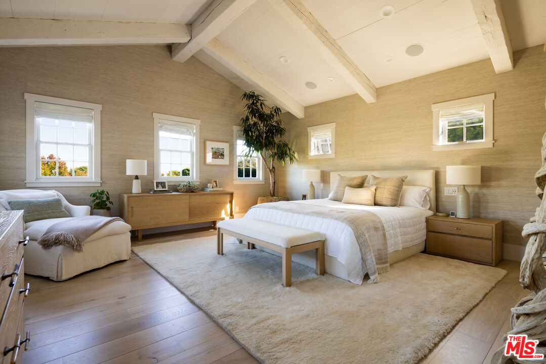 MLS #25610527 image #17