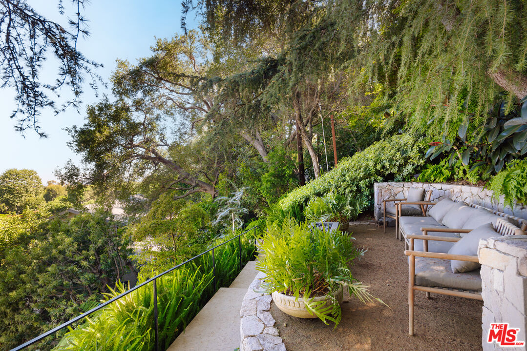 MLS #25610527 image #34