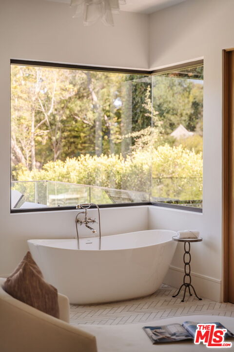 MLS #25610565 image #11