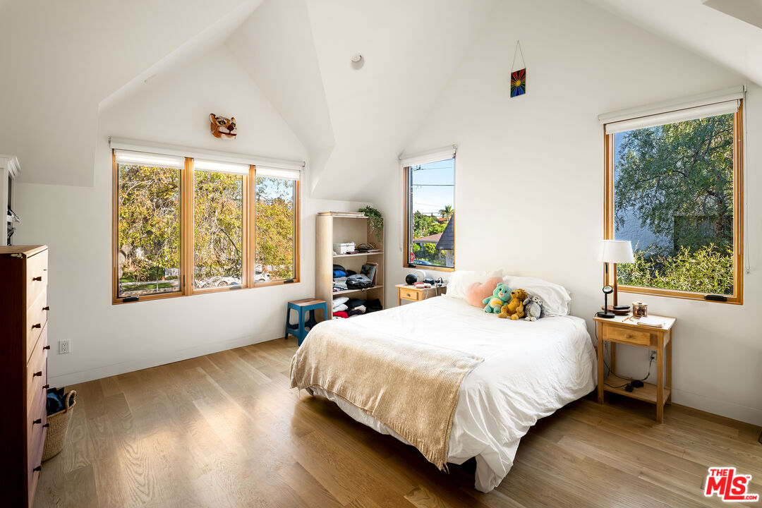 MLS #25610585 image #13