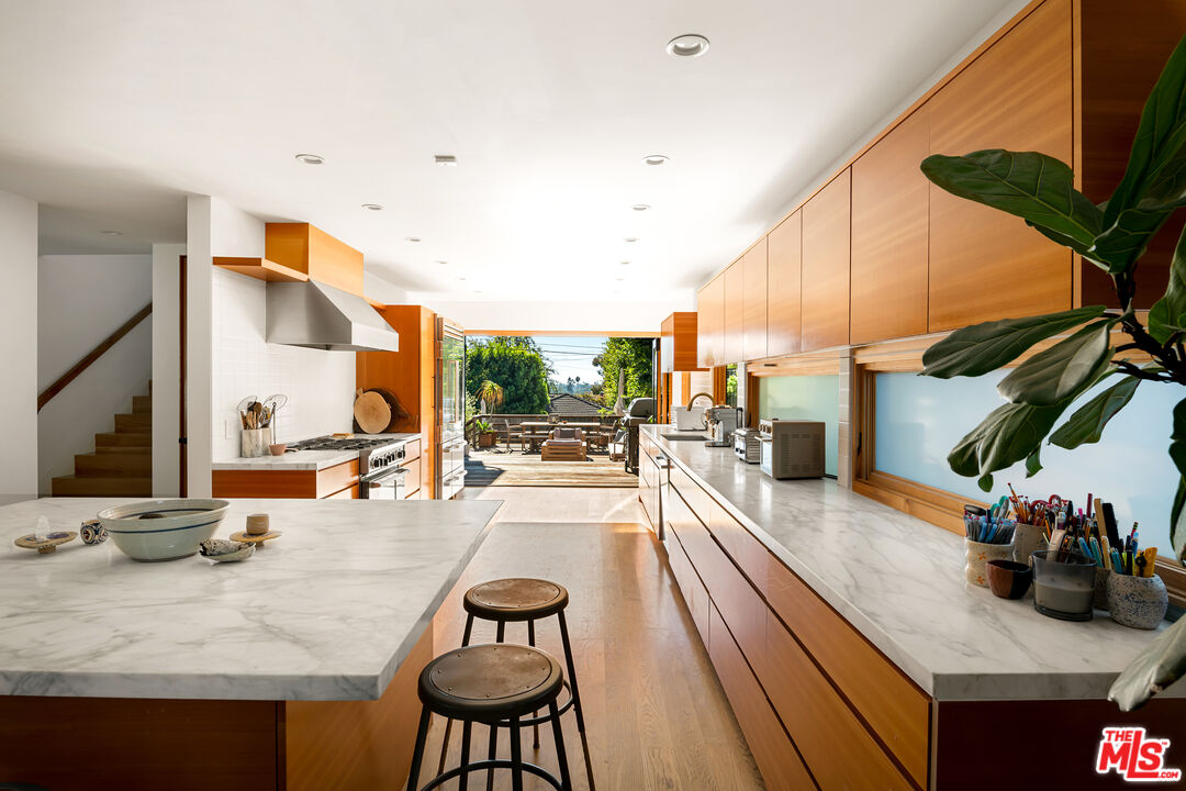 MLS #25610585 image #5