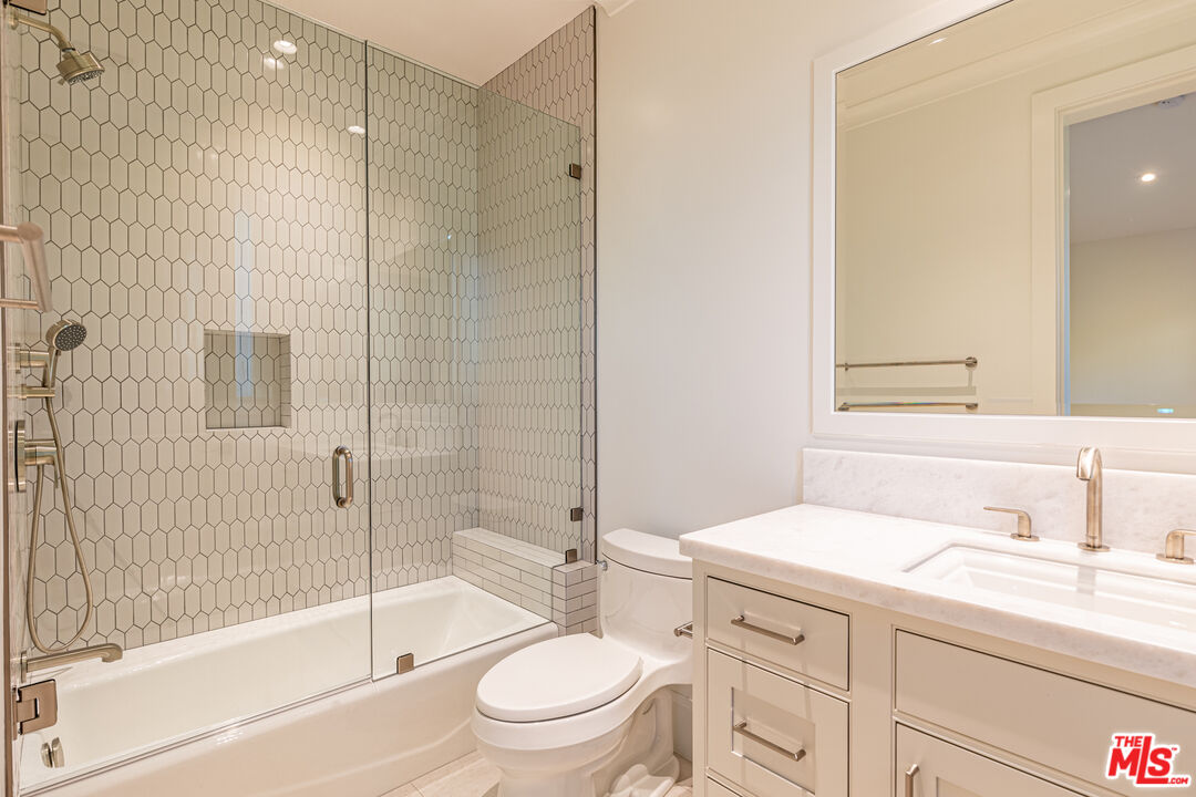 MLS #25610617 image #21