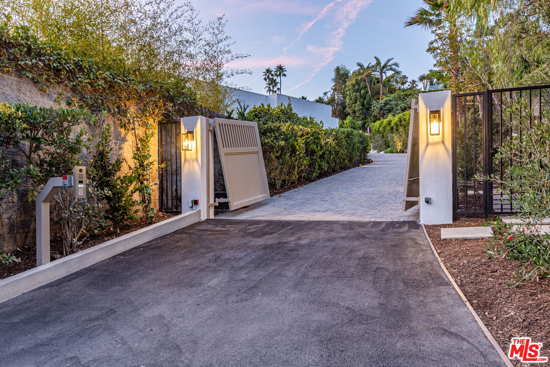 MLS #25610617 image #30