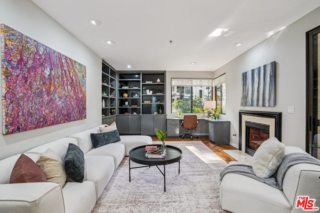 MLS #25610677 image #1