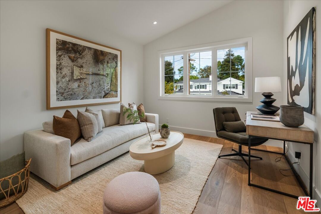 MLS #25610725 image #24