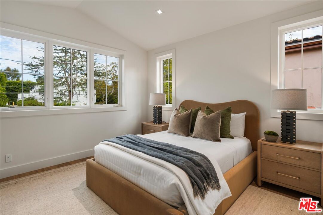 MLS #25610725 image #25