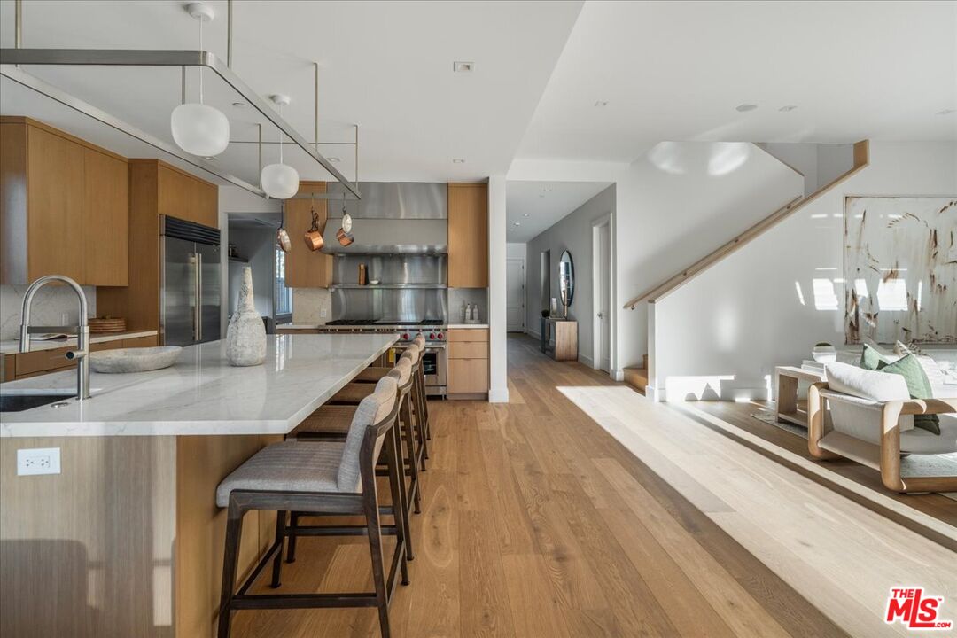 MLS #25610725 image #5