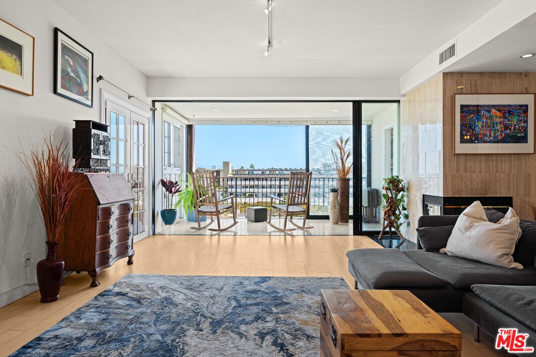 MLS #25610865 image #6