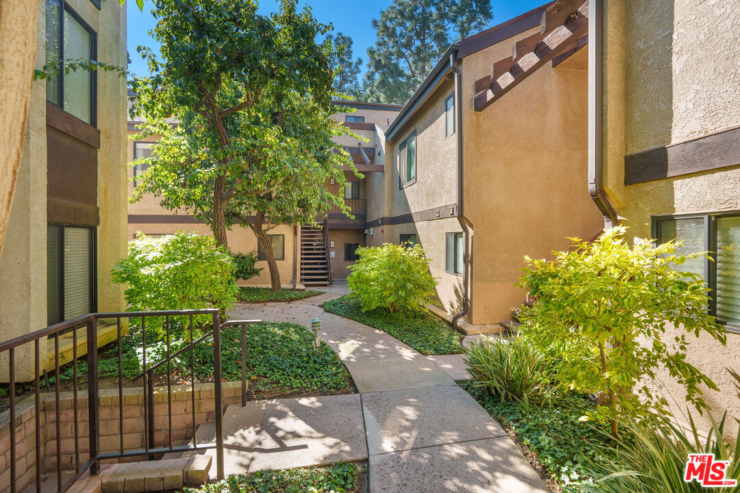 MLS #25610867 image #18