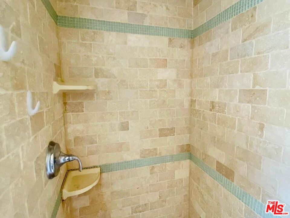 MLS #25610985 image #10