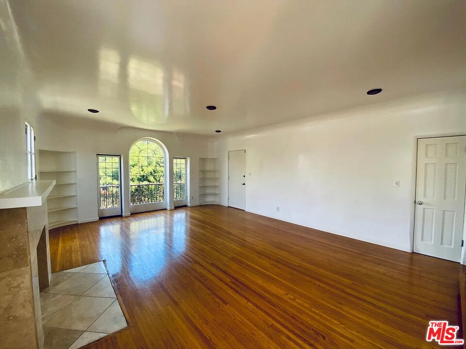 MLS #25610985 image #2