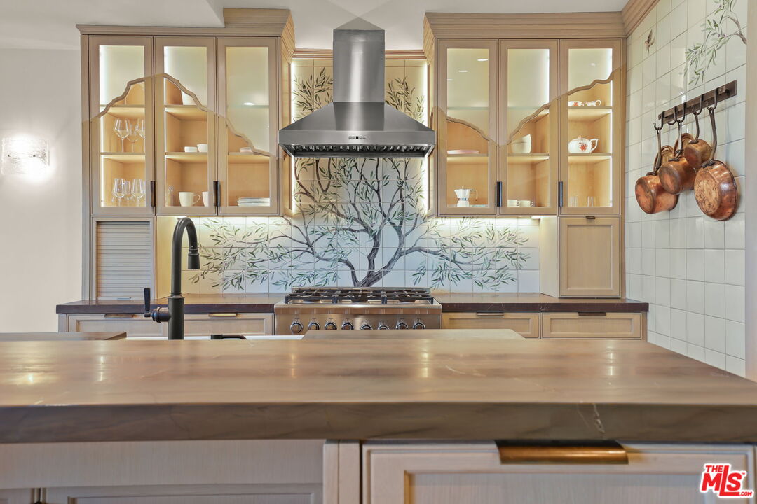 MLS #25610993 image #11