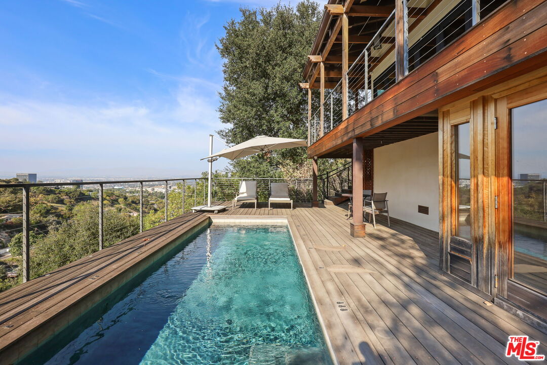 MLS #25610993 image #1