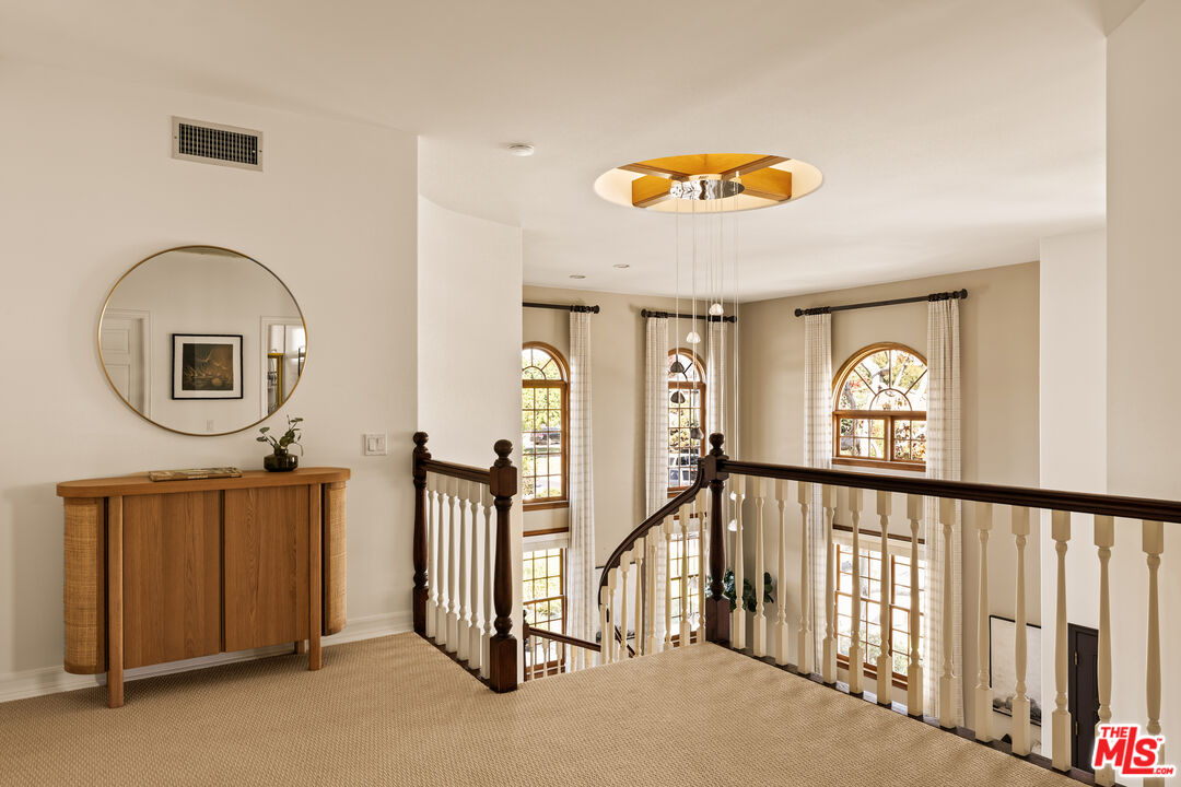 MLS #25611045 image #13